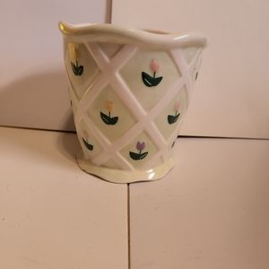 Small flower pot